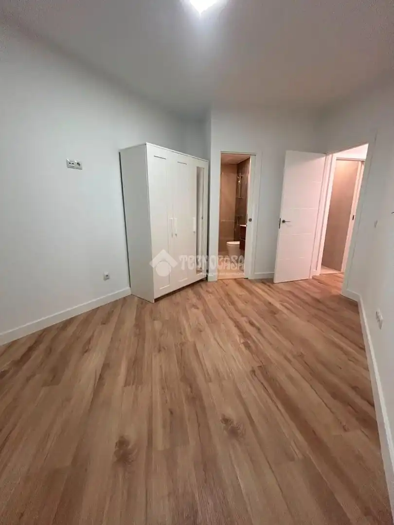 Habitación de Piso en venta en Madrid