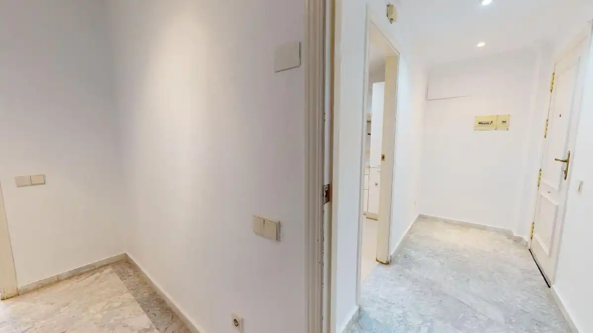 Flat for sale in Tomares  with Air Conditioner, Terrace and Community pool