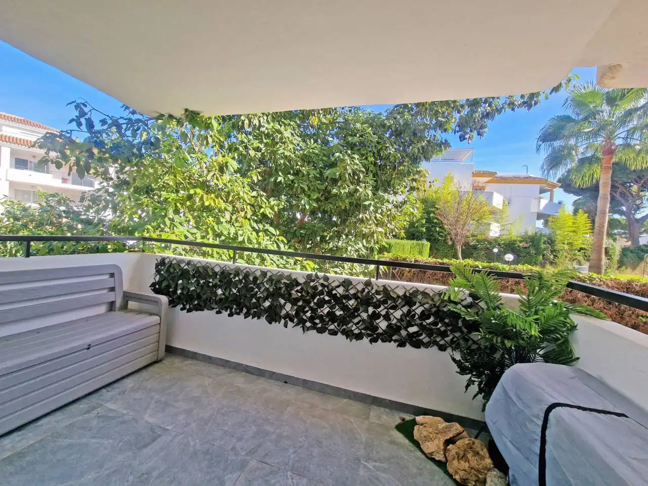 Piso con piscina en venta en Avenida España de Calahonda, imagen 12