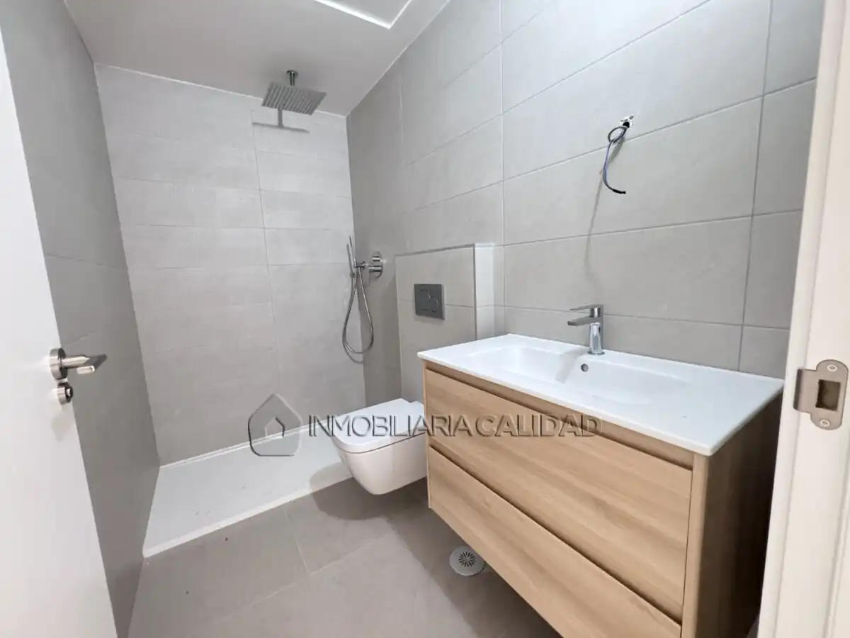Badezimmer von Wohnung zum Verkauf in Santa Pola mit Heizung