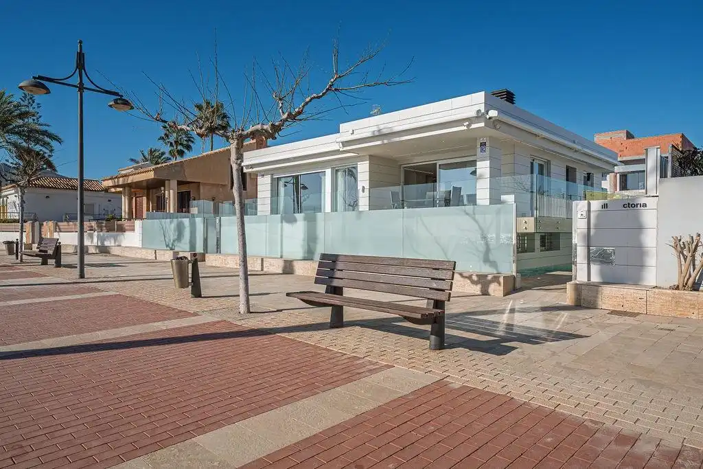 Vista exterior de Casa o xalet en venda en Mazarrón amb Calefacció, Terrassa i Piscina