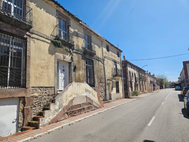 Casa-chalet en Venta en Camino Alcolea del pinar en Alcolea del Pinar