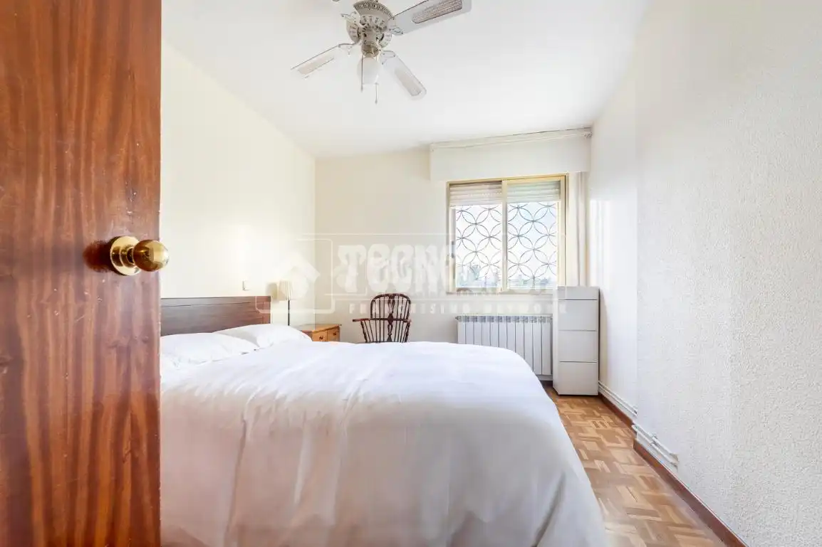 Habitación de Piso en venta en Las Rozas de Madrid con Terraza y Trastero