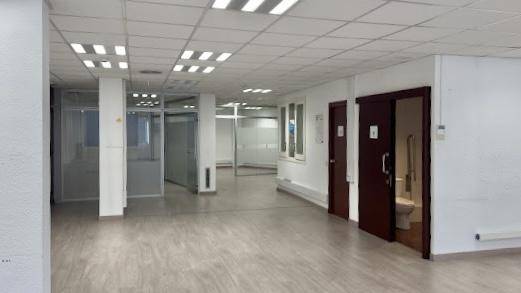 Oficina en Alquiler en De La Riera De Cassoles en El Putget i el Farró