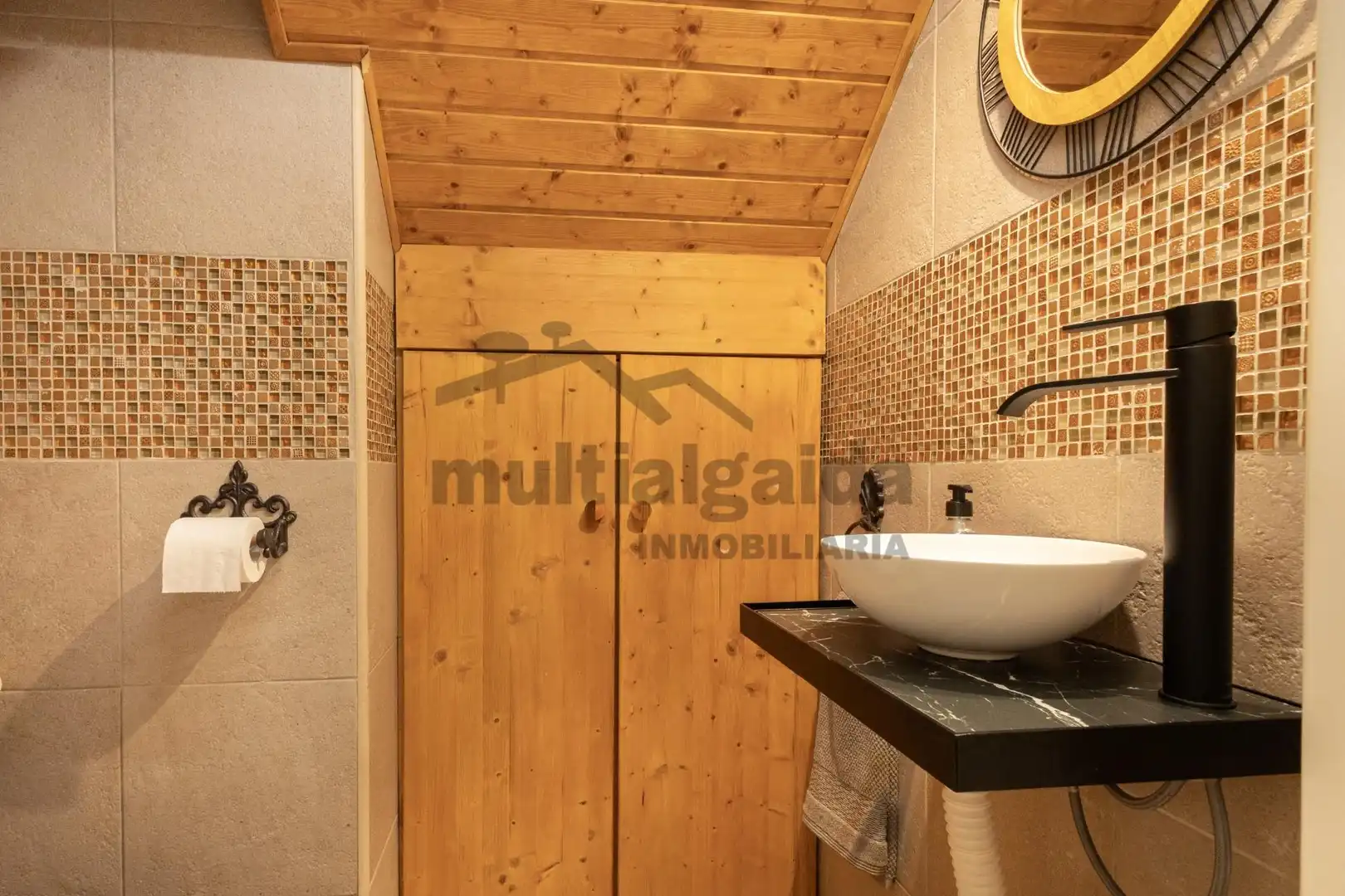 Bathroom of Houses for sale in Sanlúcar de Barrameda  with Air Conditioner, Terrace and Storage room