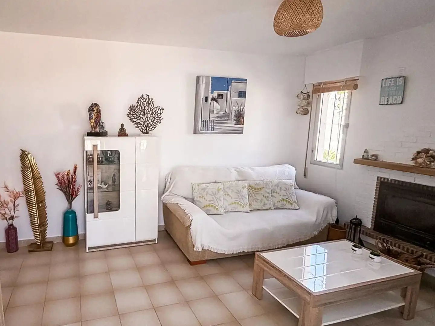 Living room of Houses for sale in Busot  with Air Conditioner, Private garden and Swimming Pool
