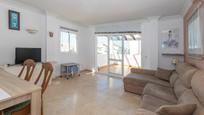Living room of Flat for sale in Estepona  with Air Conditioner, Terrace and Swimming Pool