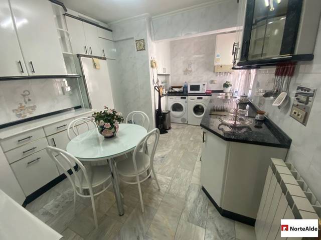 Piso en Venta en Rontegui - Pormetxeta