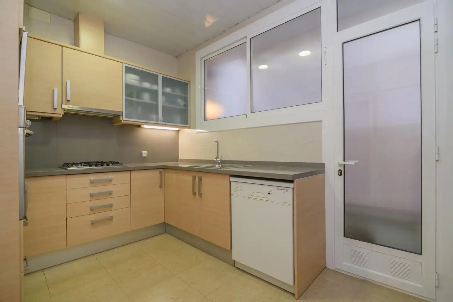 Cuina de Pis en venda en Barcelona amb Aire condicionat, Calefacció i Parquet