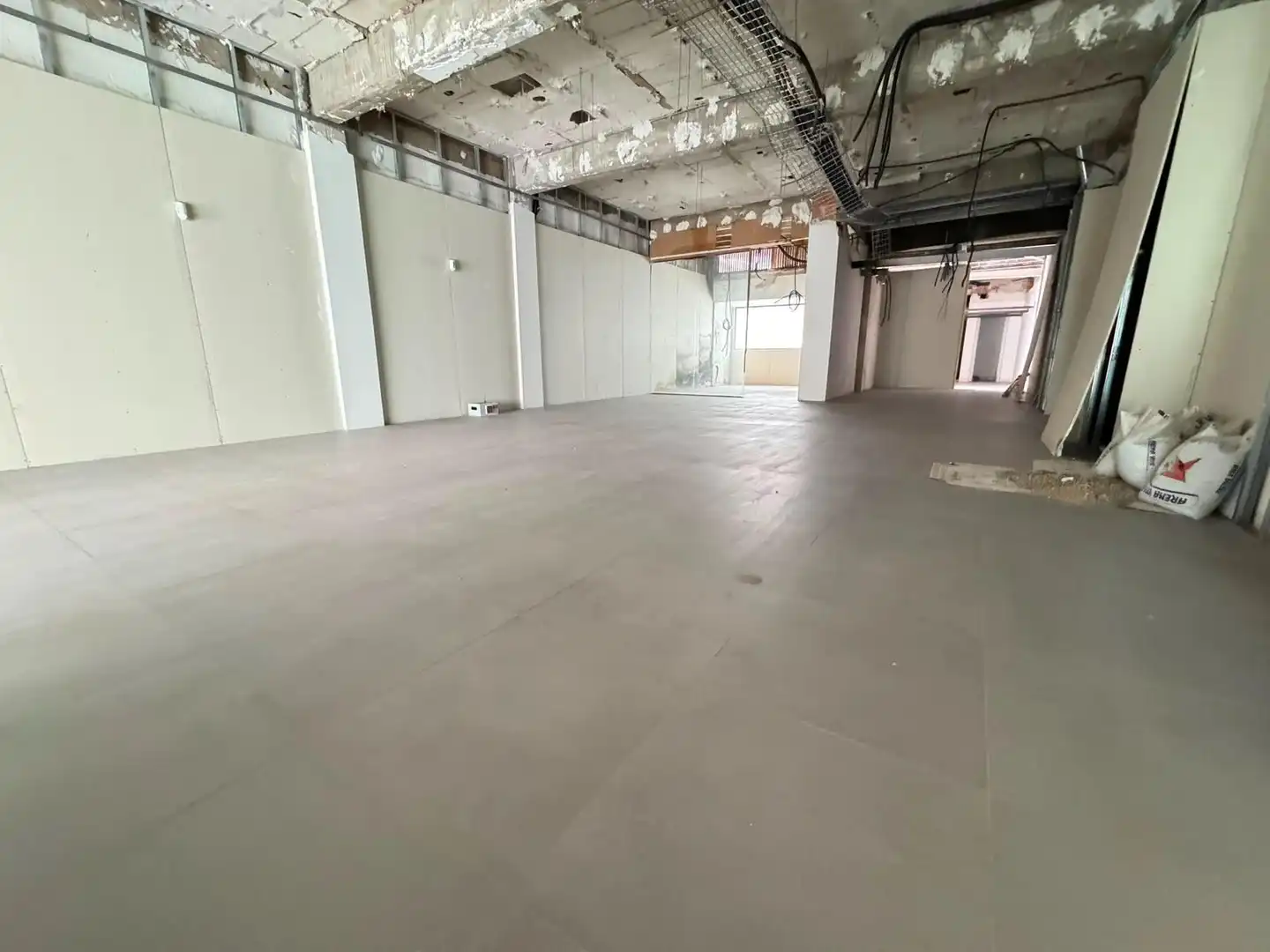 Local comercial en venta en Alberic