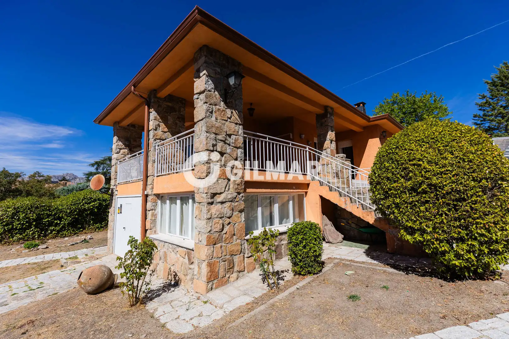 Detached house with pool for sale in Soto del Real, imagen 5