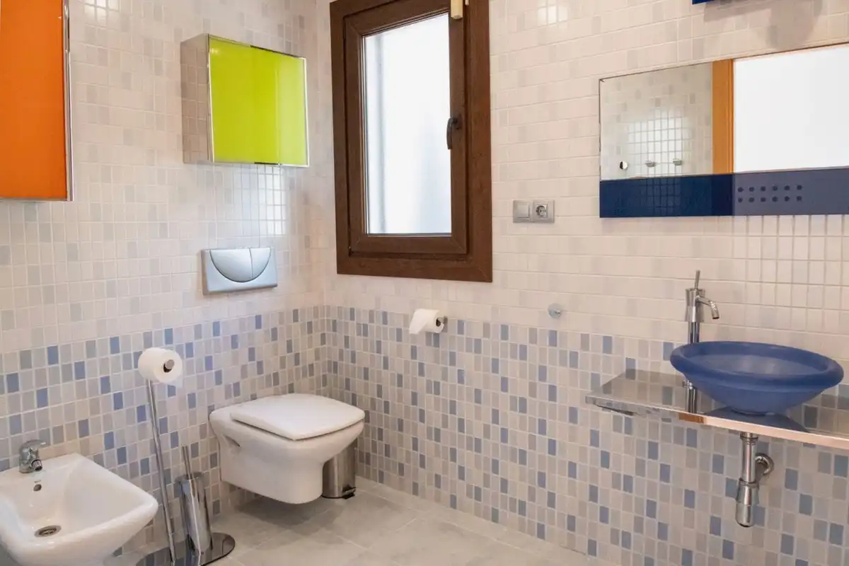 Baño de Casa o chalet en venta en Benalmádena con Aire acondicionado, Calefacción y Piscina