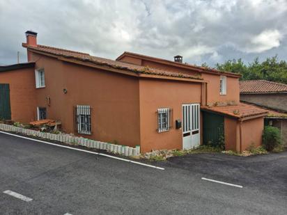 Vista exterior de Casa o xalet en venda en Cesuras