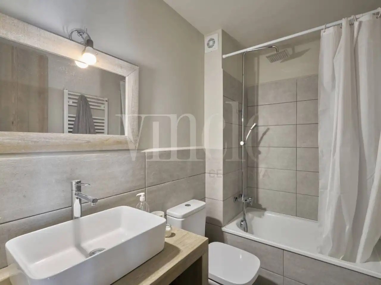 Bathroom of Detached homes for sale in Llívia  with Heating, Private garden and Parquet flooring