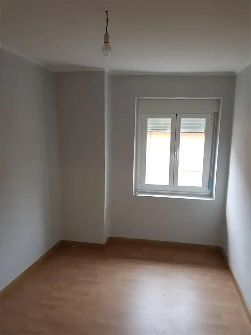 Dormitori de Casa adosada en venda en Bembibre amb Parquet