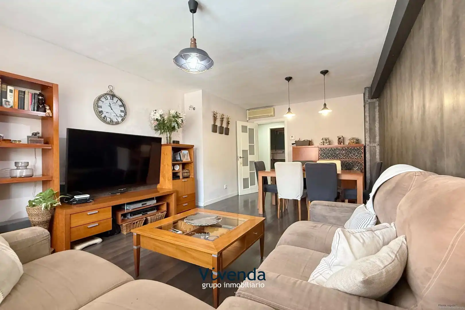 Vista exterior de Piso en venta en Móstoles con Aire acondicionado, Calefacción y Piscina comunitaria