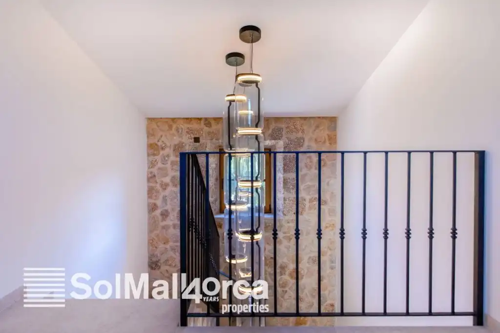 Country homes for sale in Pollença  with Air Conditioner, Heating and Private garden