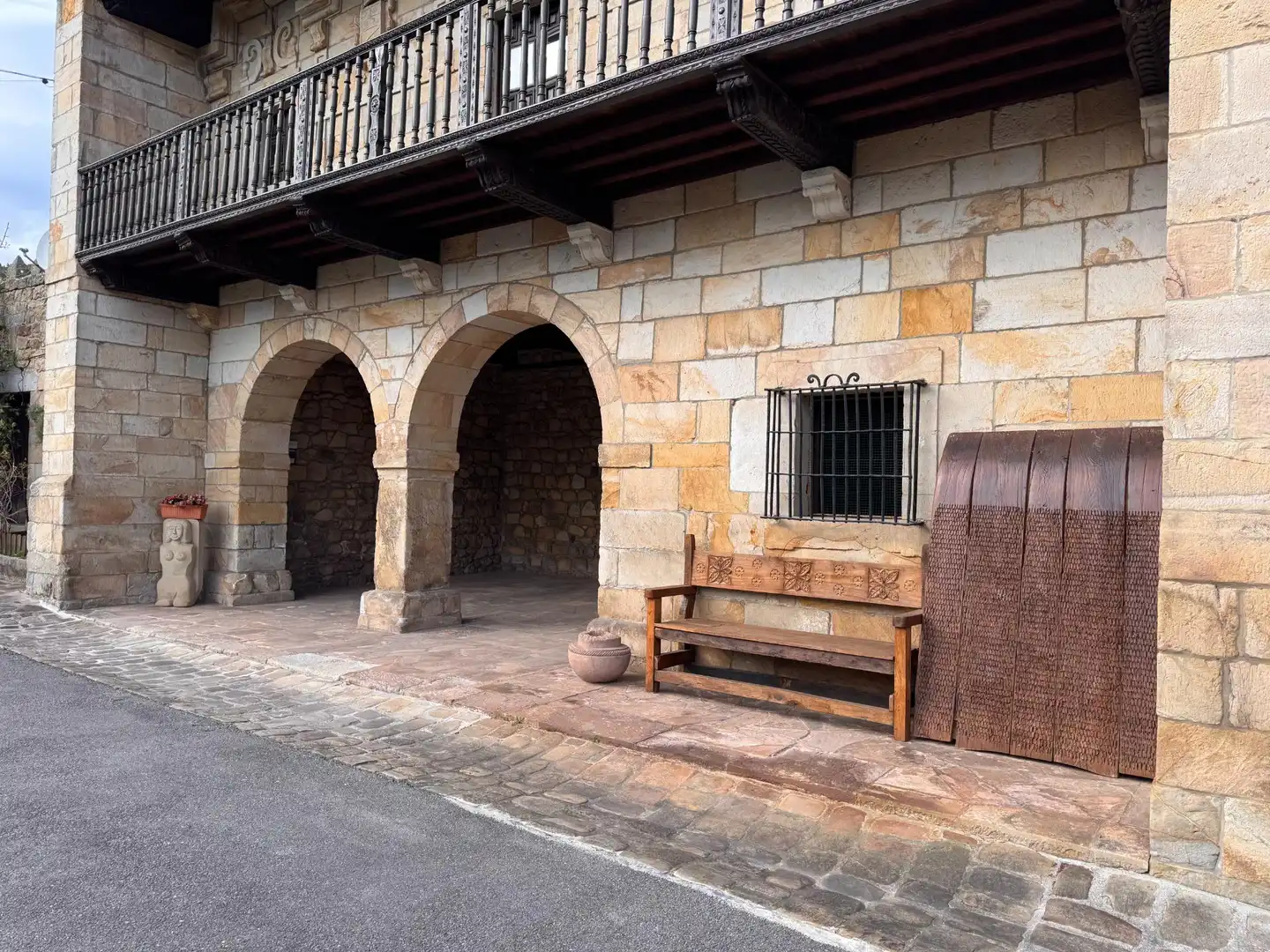 Casa o chalet en venta en Los Corrales de Buelna  con Calefacción, Jardín privado y Terraza