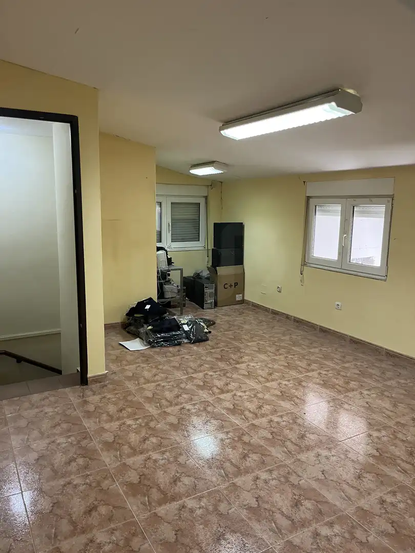 Commercial properties for rent in Pobladura de Pelayo García