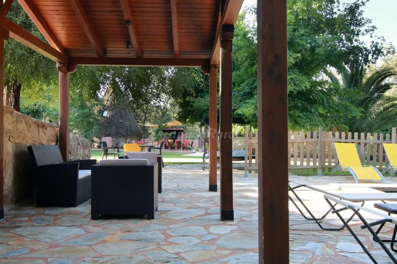 Terrassa de Casa o xalet en venda en Candeleda amb Aire condicionat, Calefacció i Jardí privat
