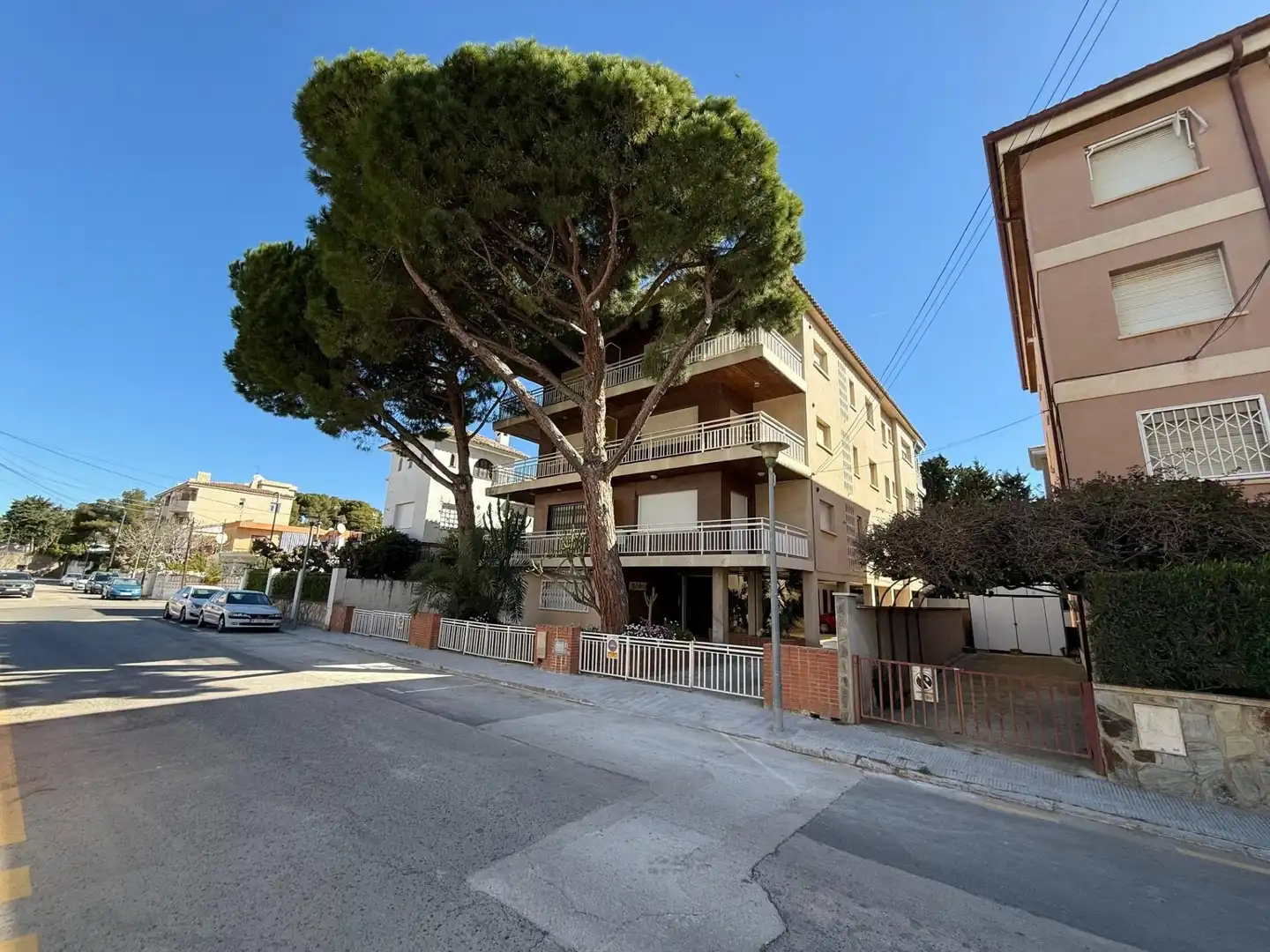 Außenansicht von Erdgeschoss zum Verkauf in El Vendrell