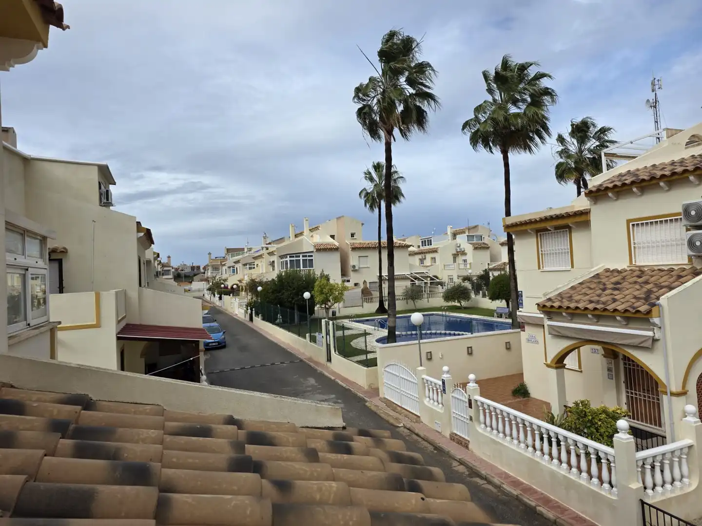 Exterior view of Detached homes for sale in Orihuela  with Air Conditioner, Terrace and Storage room
