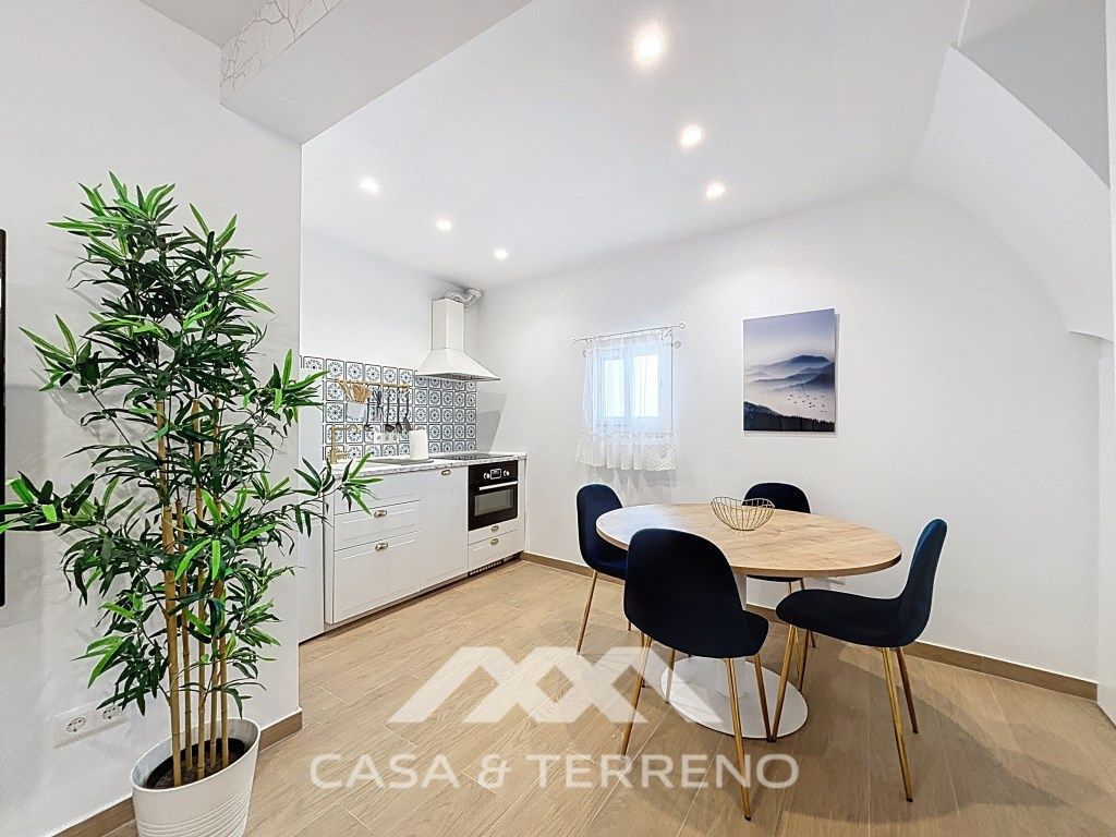 Cuina de Casa o xalet de lloguer en Sayalonga amb Aire condicionat