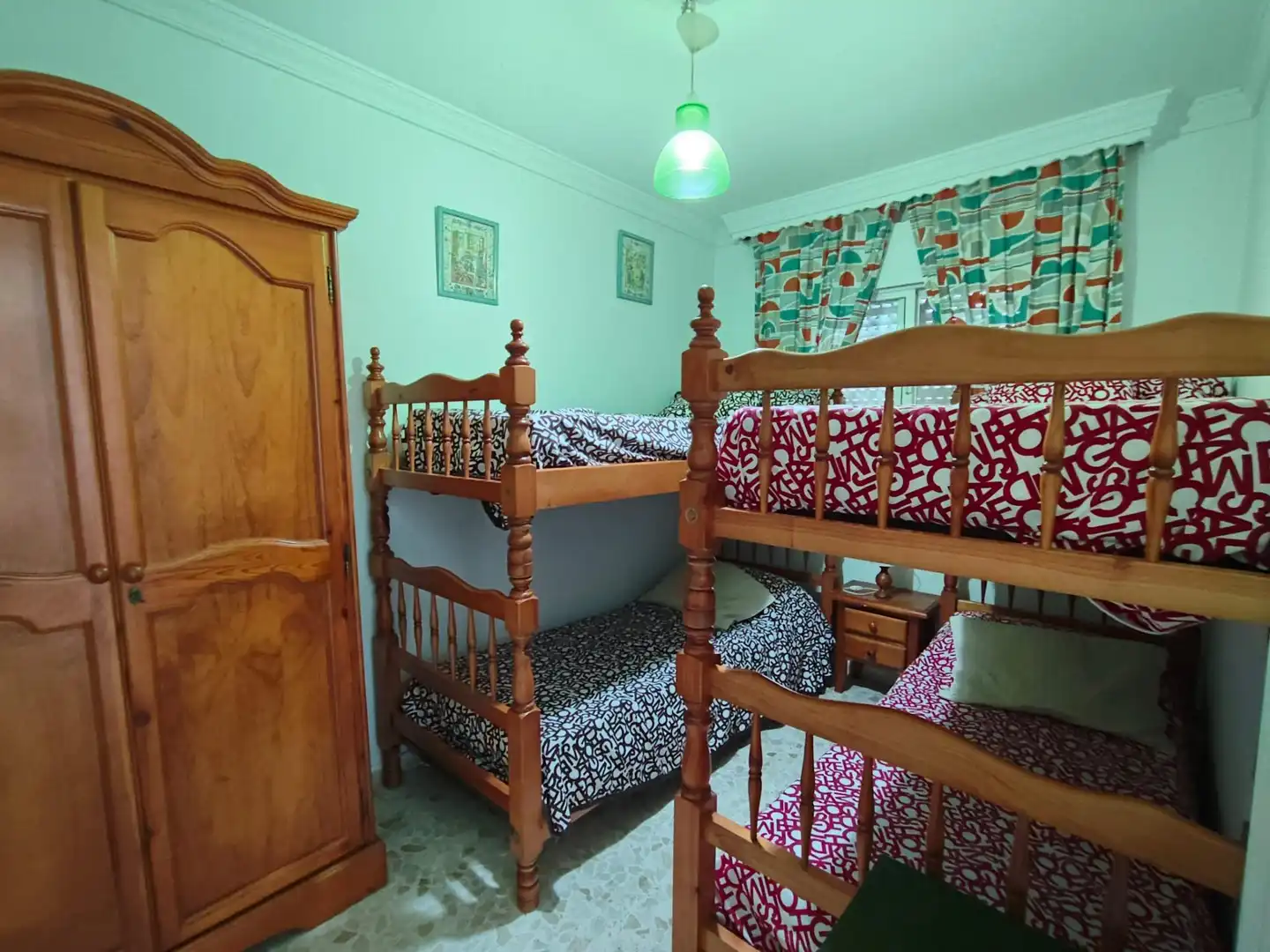 Dormitori de Casa o xalet en venda en Chiclana de la Frontera amb Jardí privat i Terrassa