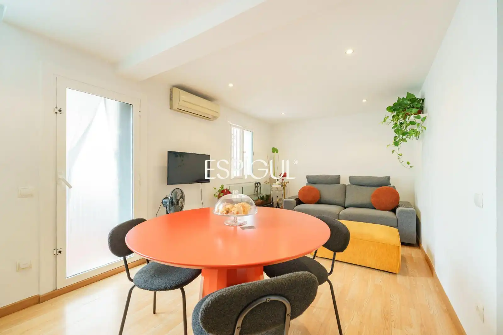 Wohnzimmer von Wohnung zur Miete in Sants - Montjuïc