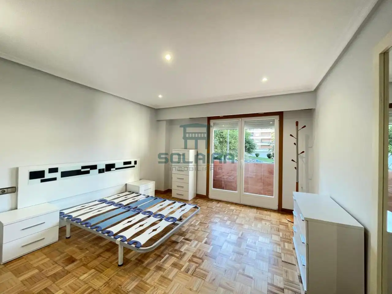 Flat with terrace for sale in Vistahermosa, imagen 7