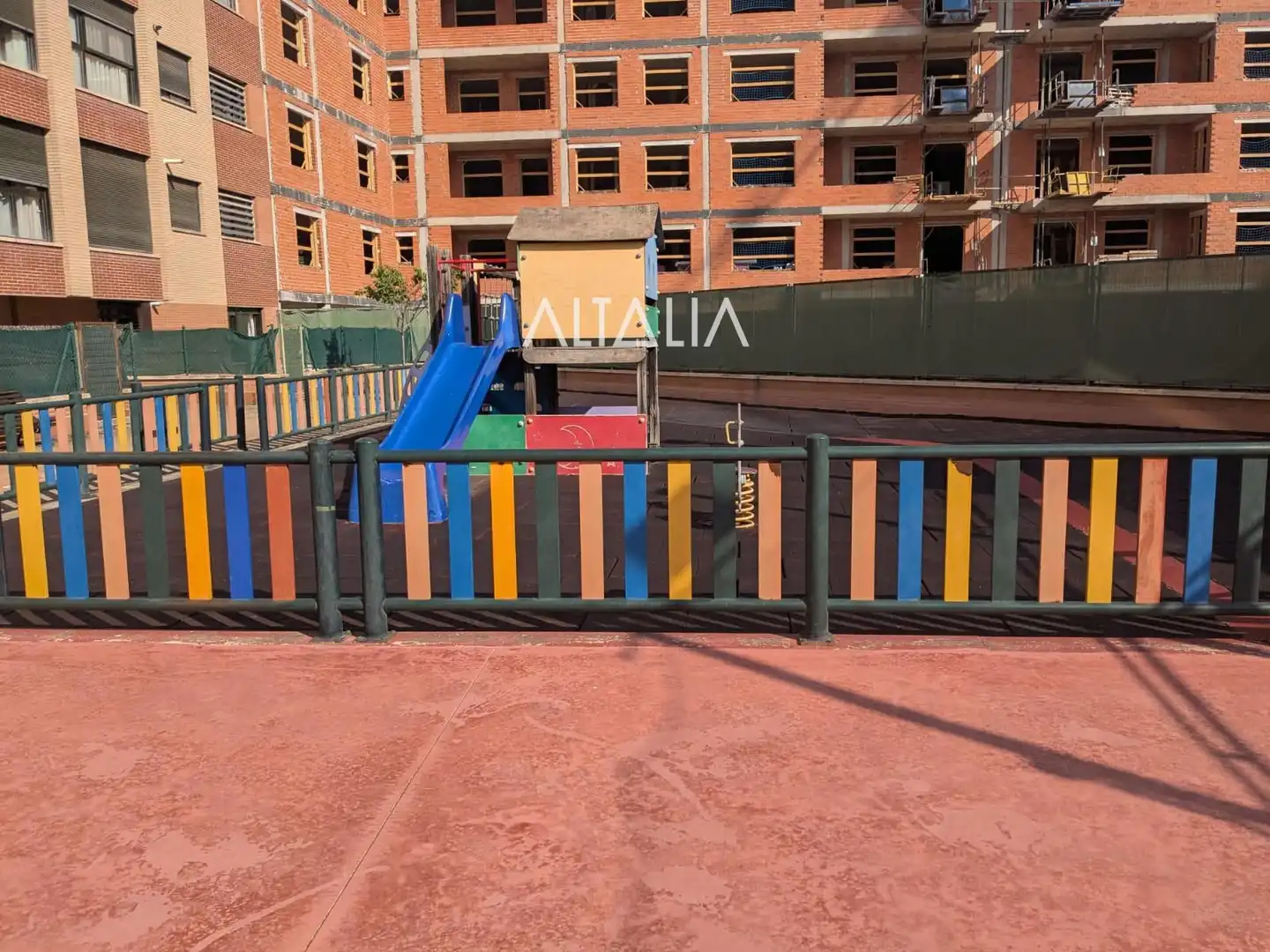Terrassa de Pis en venda en Cuenca amb Calefacció, Traster i Piscina