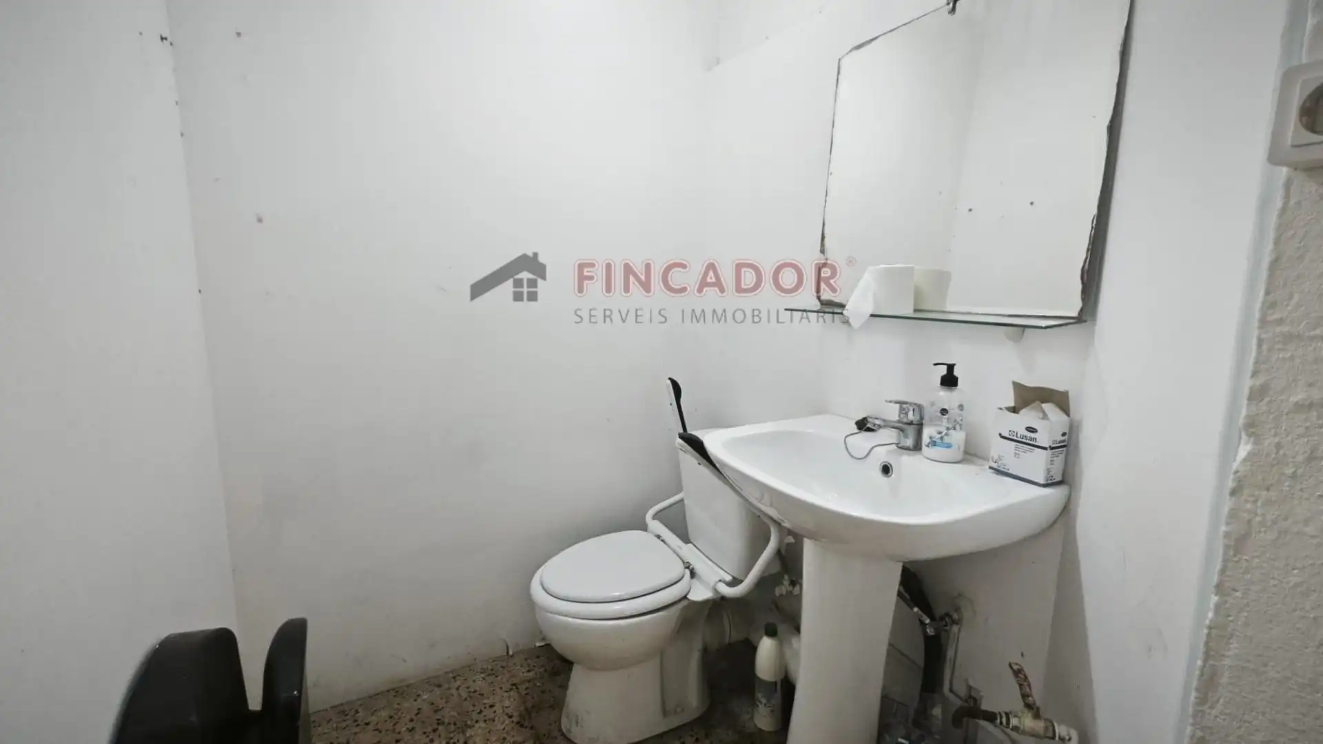 Local comercial en venta en Carrer de Salinas, imagen 13