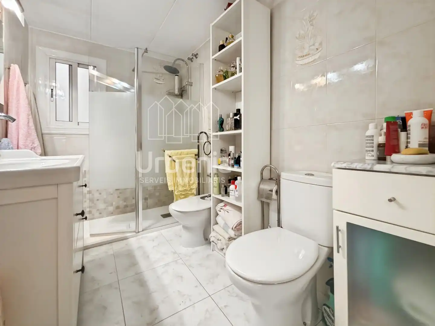 Bathroom of Flat for sale in Pineda de Mar  with Terrace