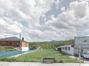 Terreno residencial en venta en Flores de Sil - La Placa