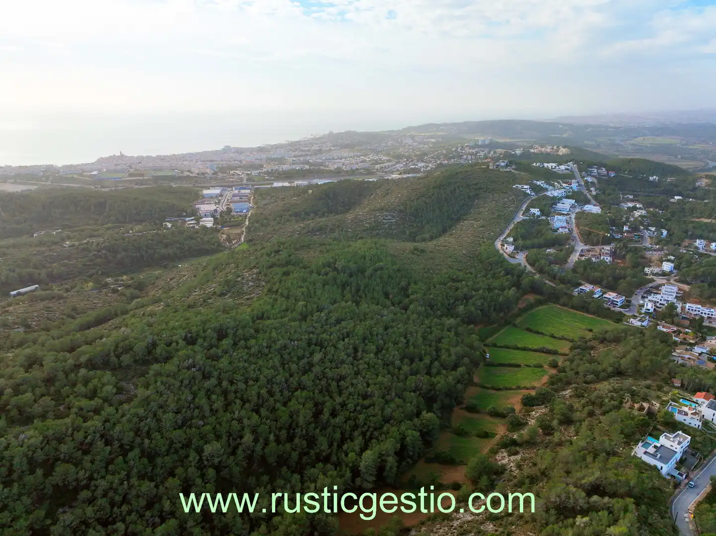 Außenansicht von Country house zum Verkauf in Sant Pere de Ribes mit Privatgarten