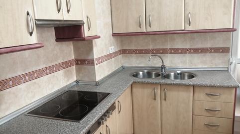 Foto 4 de Pis de lloguer a Calle Sos del Rey Católico, Cervantes,  Granada Capital