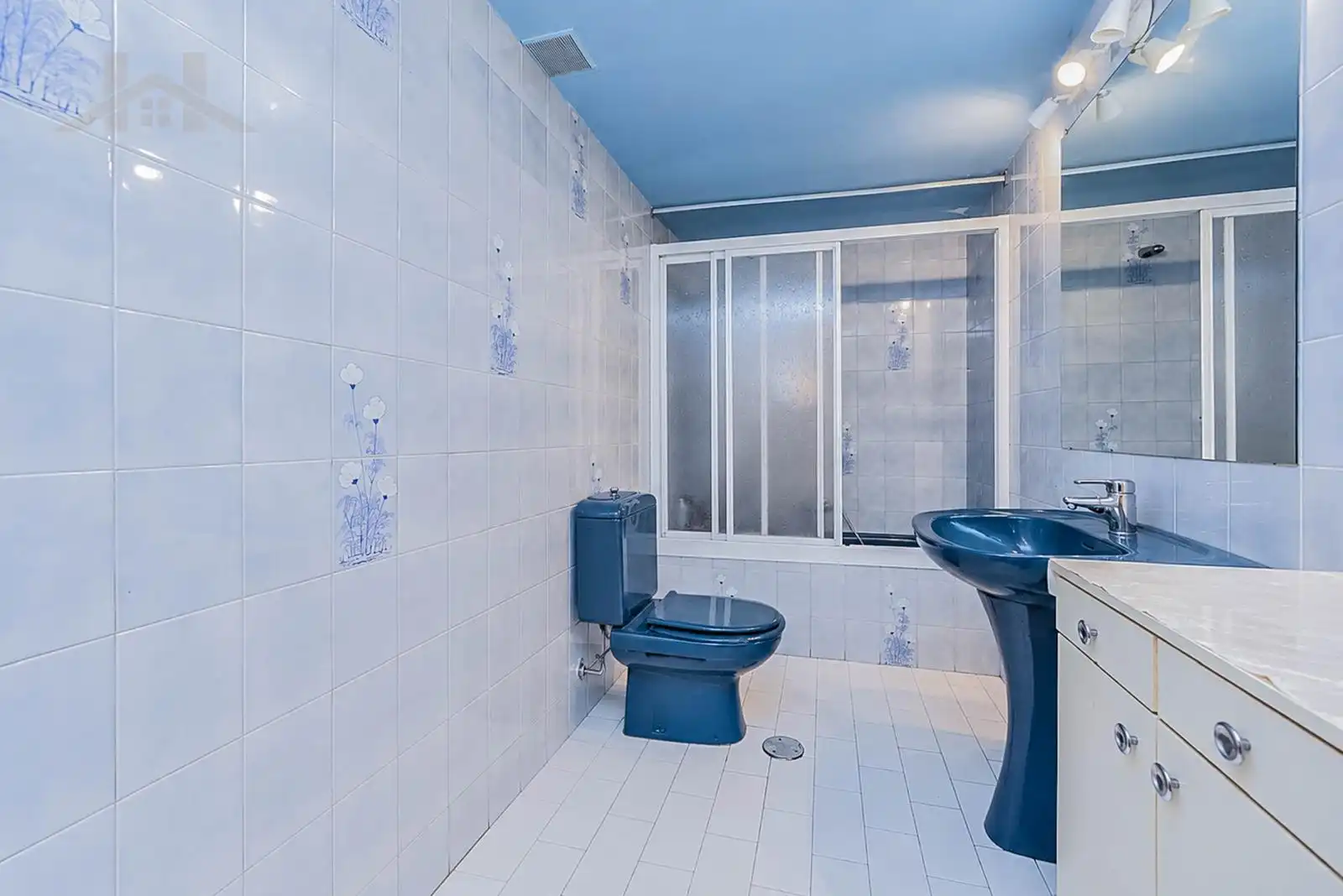 Baño de Piso en venta en Rozas Centro