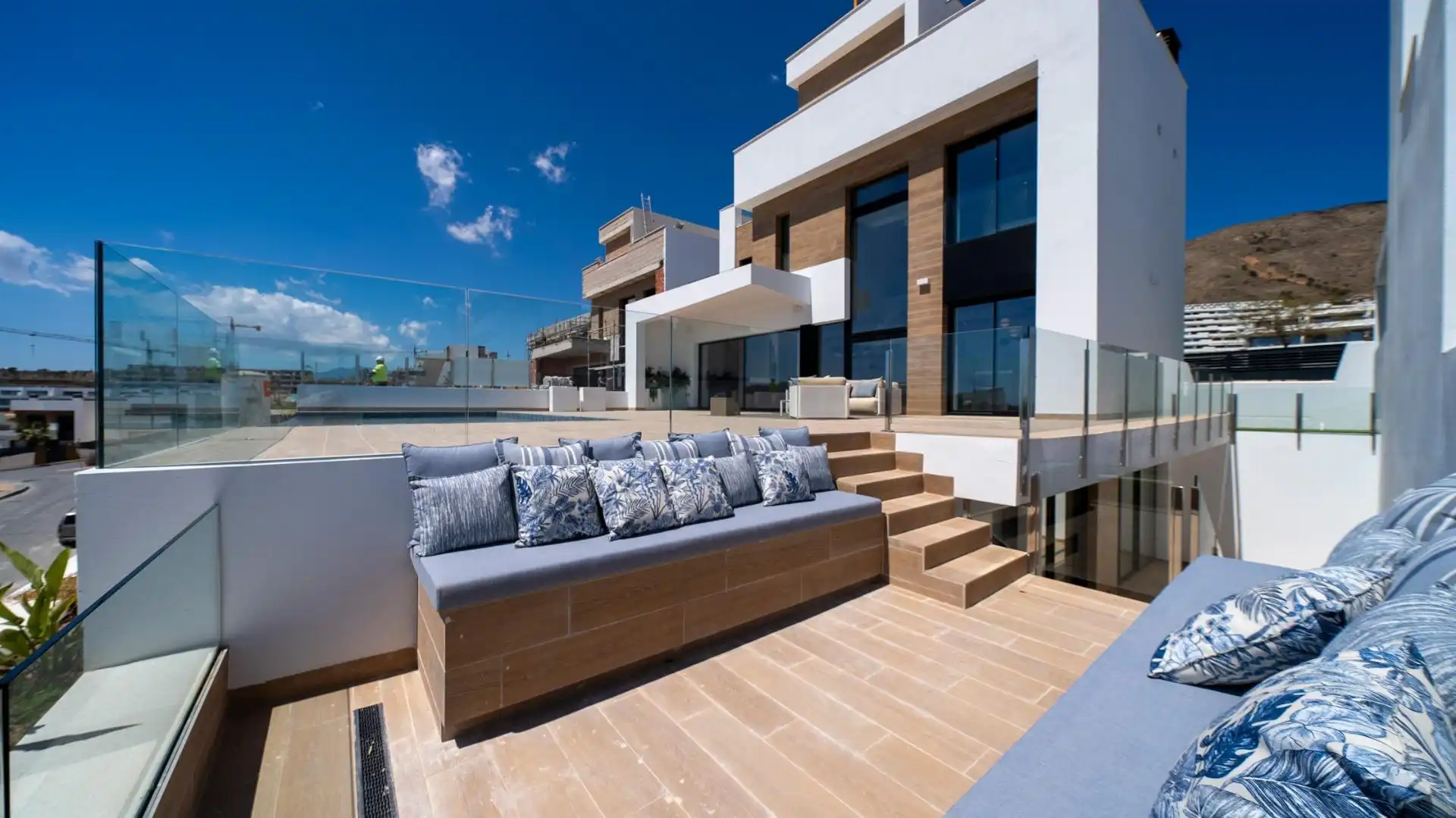 Villa avec piscine à vendre à Golf Bahía