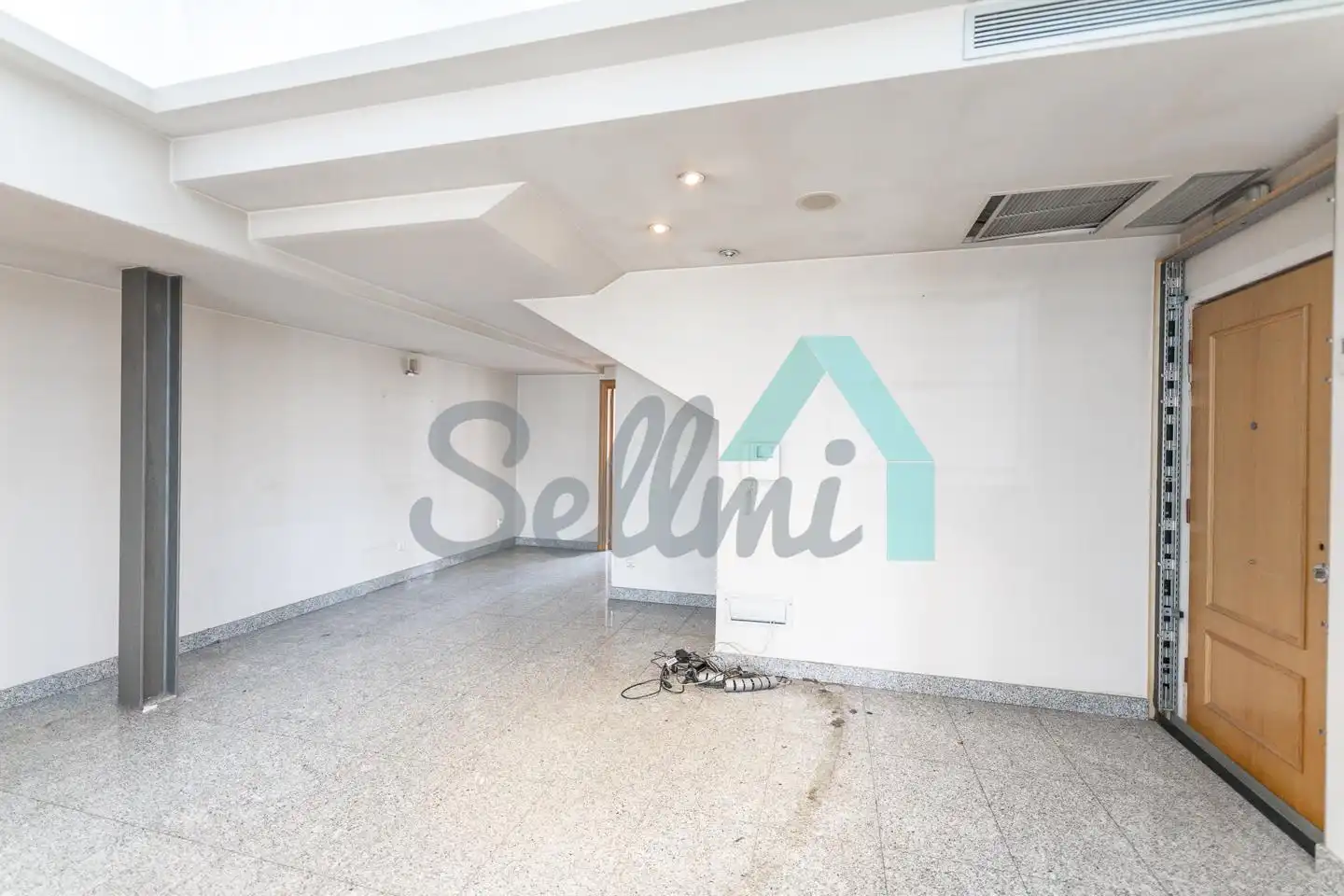 Flat for sale in Oviedo   with Parquet flooring