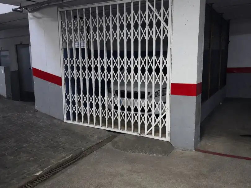 Aparcament de Garatge en venda en Almería