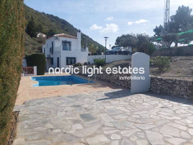 Casa-chalet en Venta en Frigiliana
