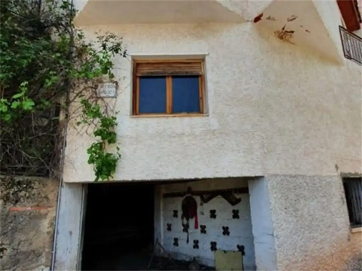 Vista exterior de Casa adosada en venta en El Frasno con Jardín privado y Balcón