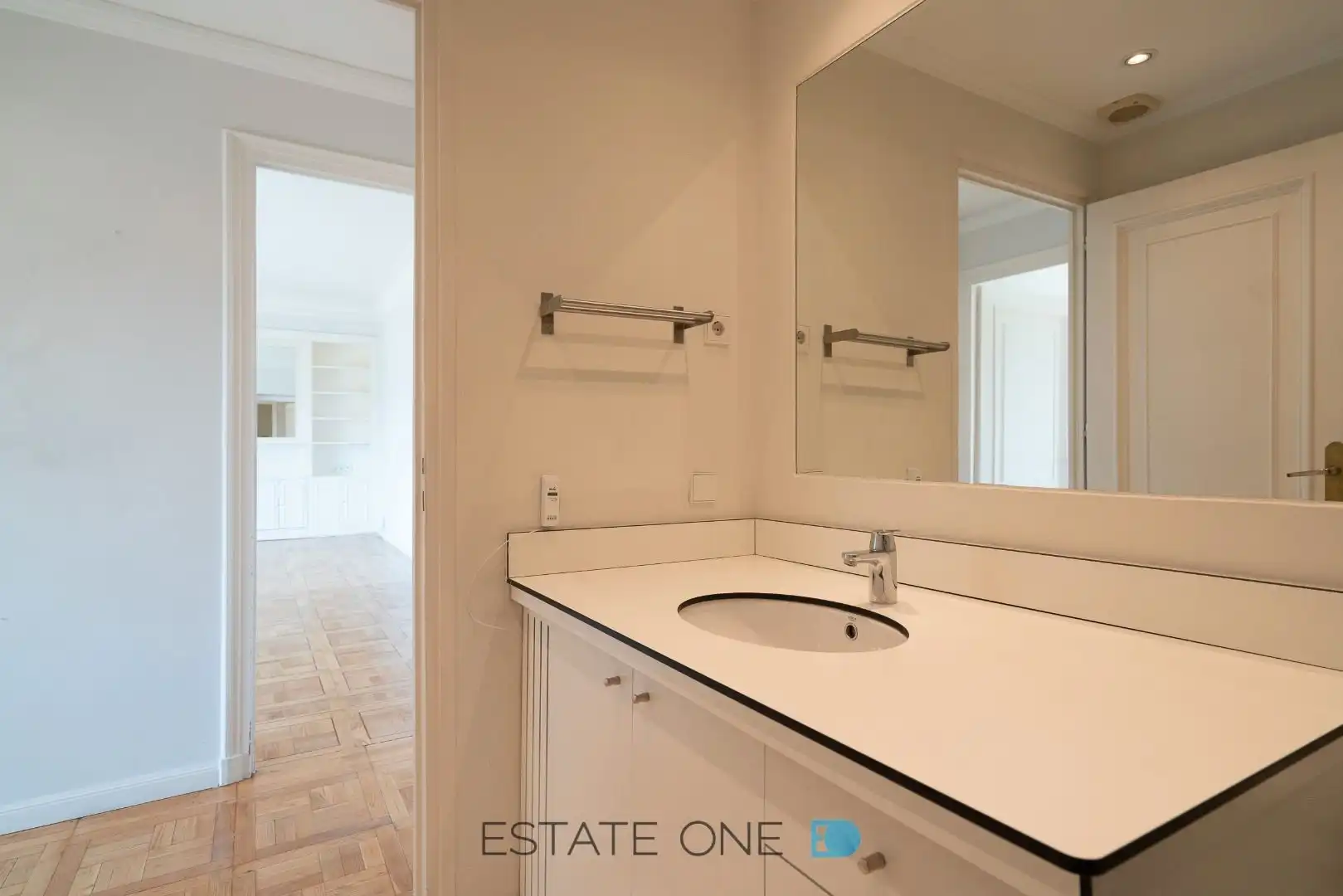 Bathroom of Flat for rent in Chamartín