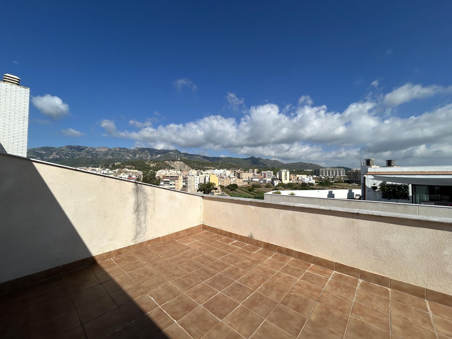 Vista exterior de Apartament en venda en Sant Carles de la Ràpita amb Aire condicionat, Calefacció i Terrassa