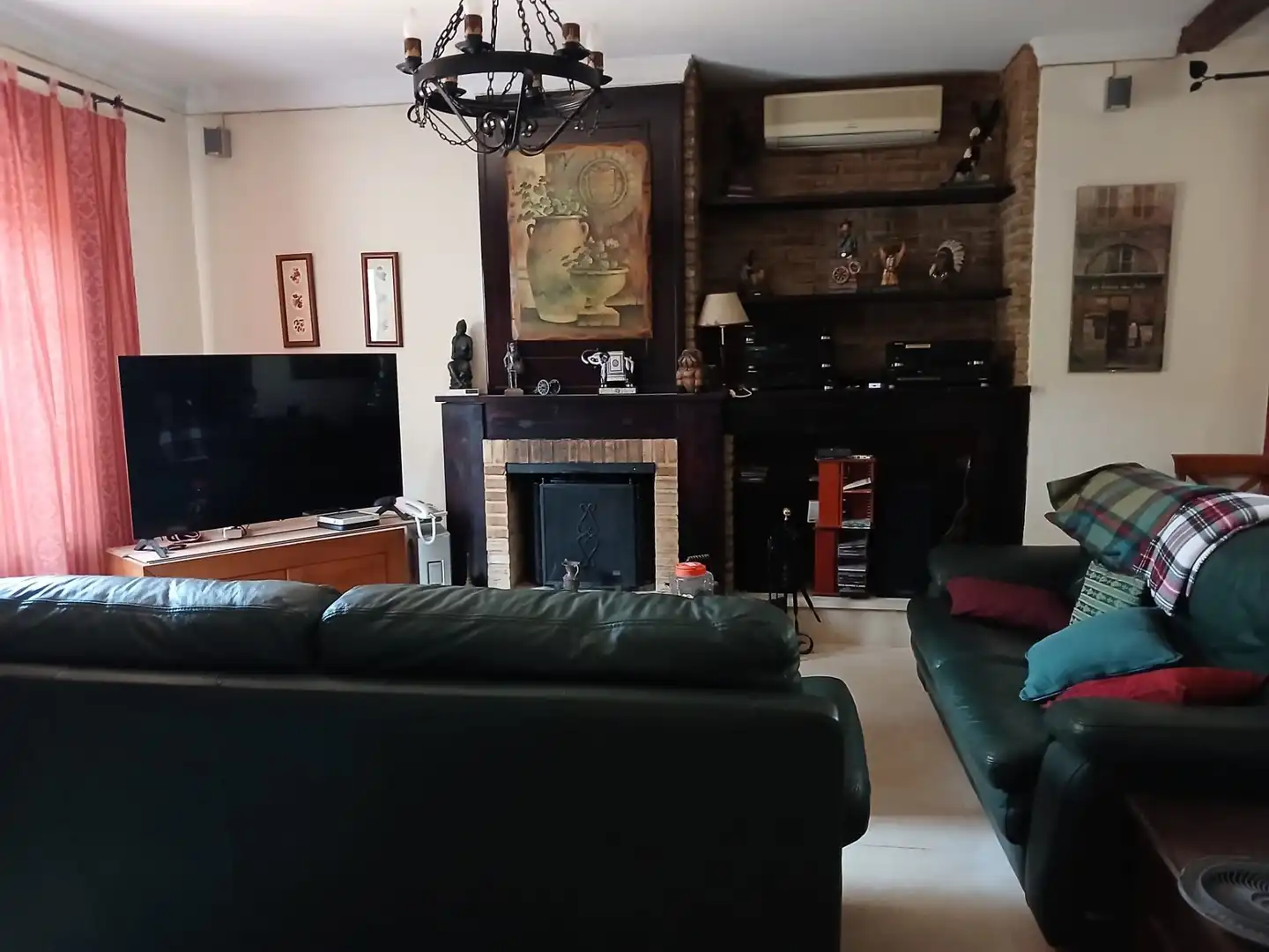 Sala de estar de Casa o chalet en venta en El Puerto de Santa María con Calefacción, Jardín privado y Amueblado
