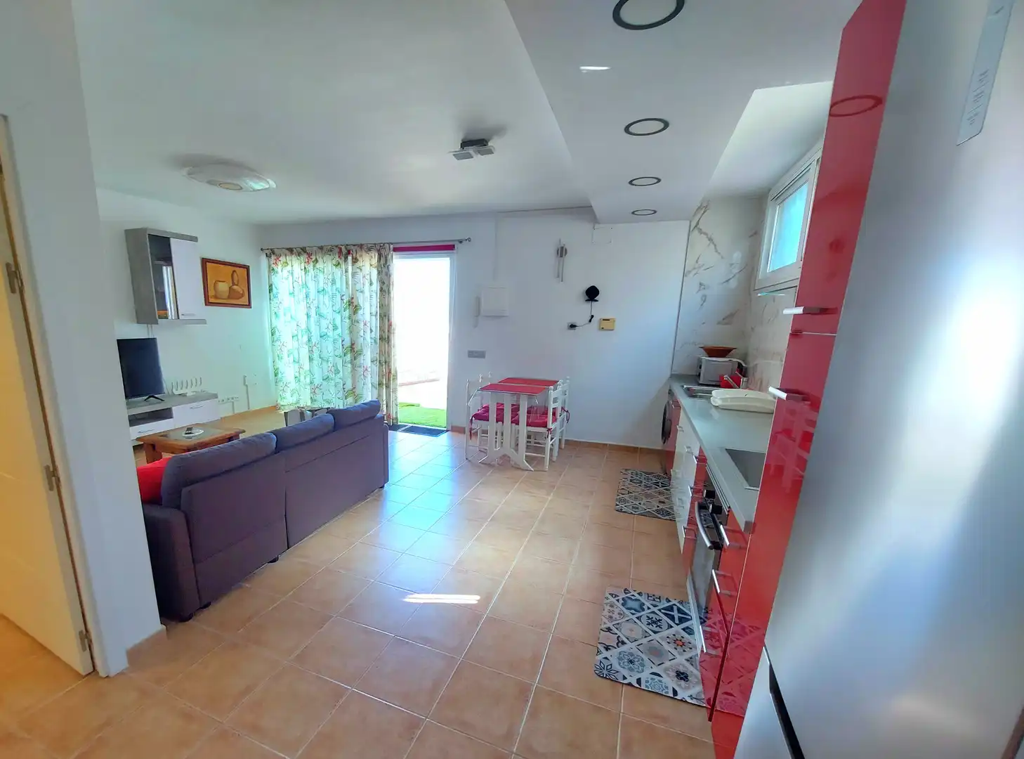 Cocina de Apartamento de alquiler en Las Palmas de Gran Canaria con Jardín privado, Terraza y Amueblado