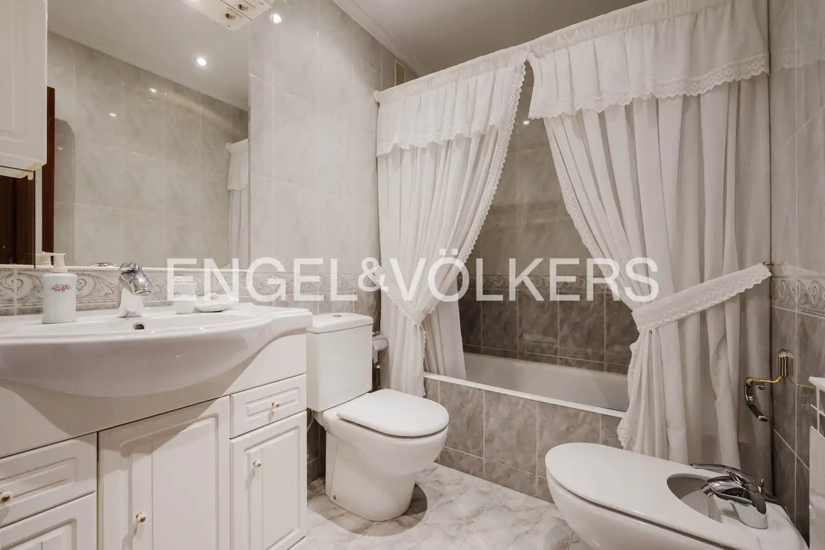 Flat with lift for sale in Karmen Kalea, imagen 19