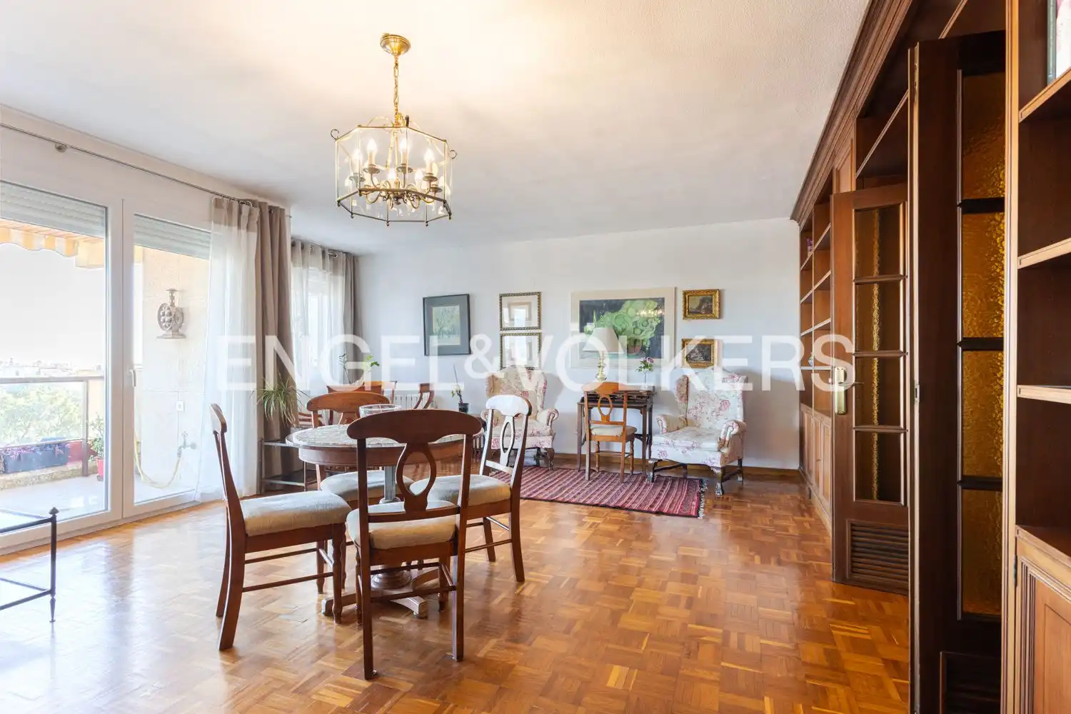 Dining room of Flat for rent in Valencia  with Air Conditioner, Heating and Parquet flooring