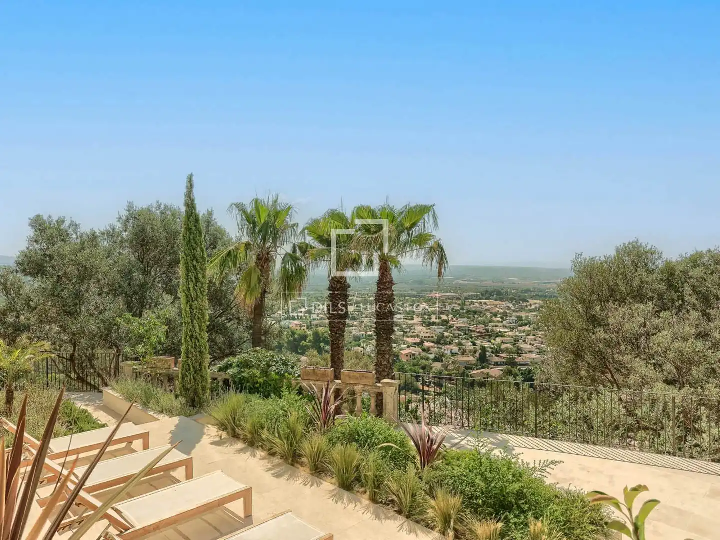 Vista exterior de Casa o xalet en venda en Bunyola amb Aire condicionat, Calefacció i Jardí privat