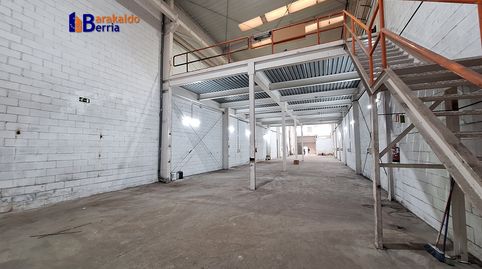 Foto 2 von Fabrikhallen zur Miete in Bilbao Hiribidea, Ortuella, Bizkaia